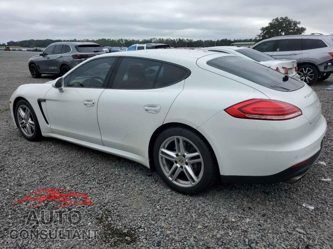 PORSCHE PANAMERA 2015 - WP0AA2A74FL007100