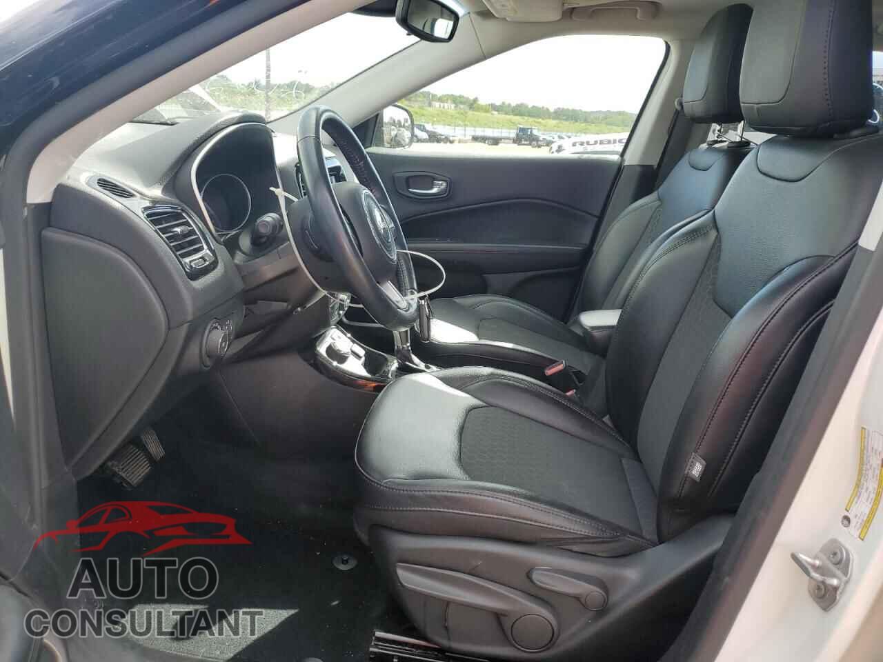 JEEP COMPASS 2019 - 3C4NJDBBXKT828006