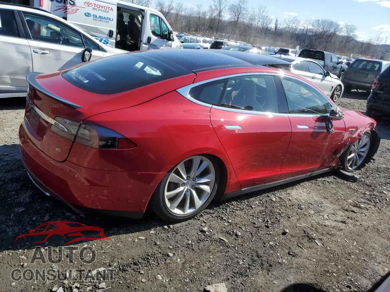 TESLA MODEL S 2013 - 5YJSA1DP3DFP09905