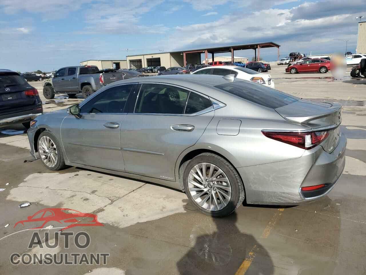 LEXUS ES300 2019 - JTHB21B18K2022834
