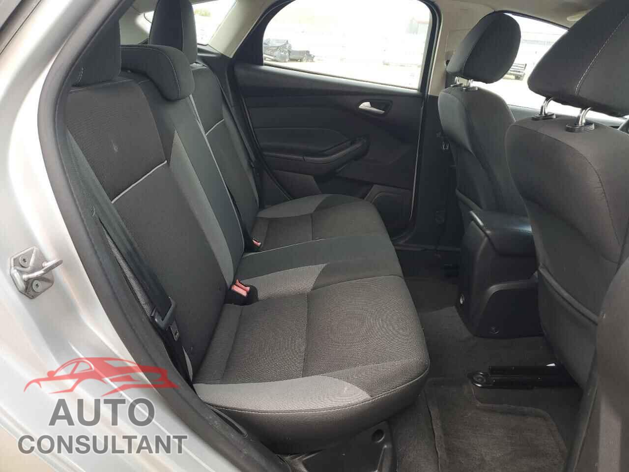 FORD FOCUS 2014 - 1FADP3K20EL455553