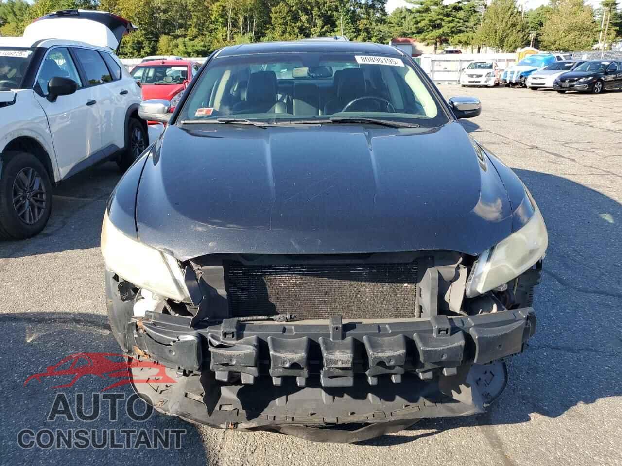 FORD TAURUS 2011 - 1FAHP2FW6BG105681