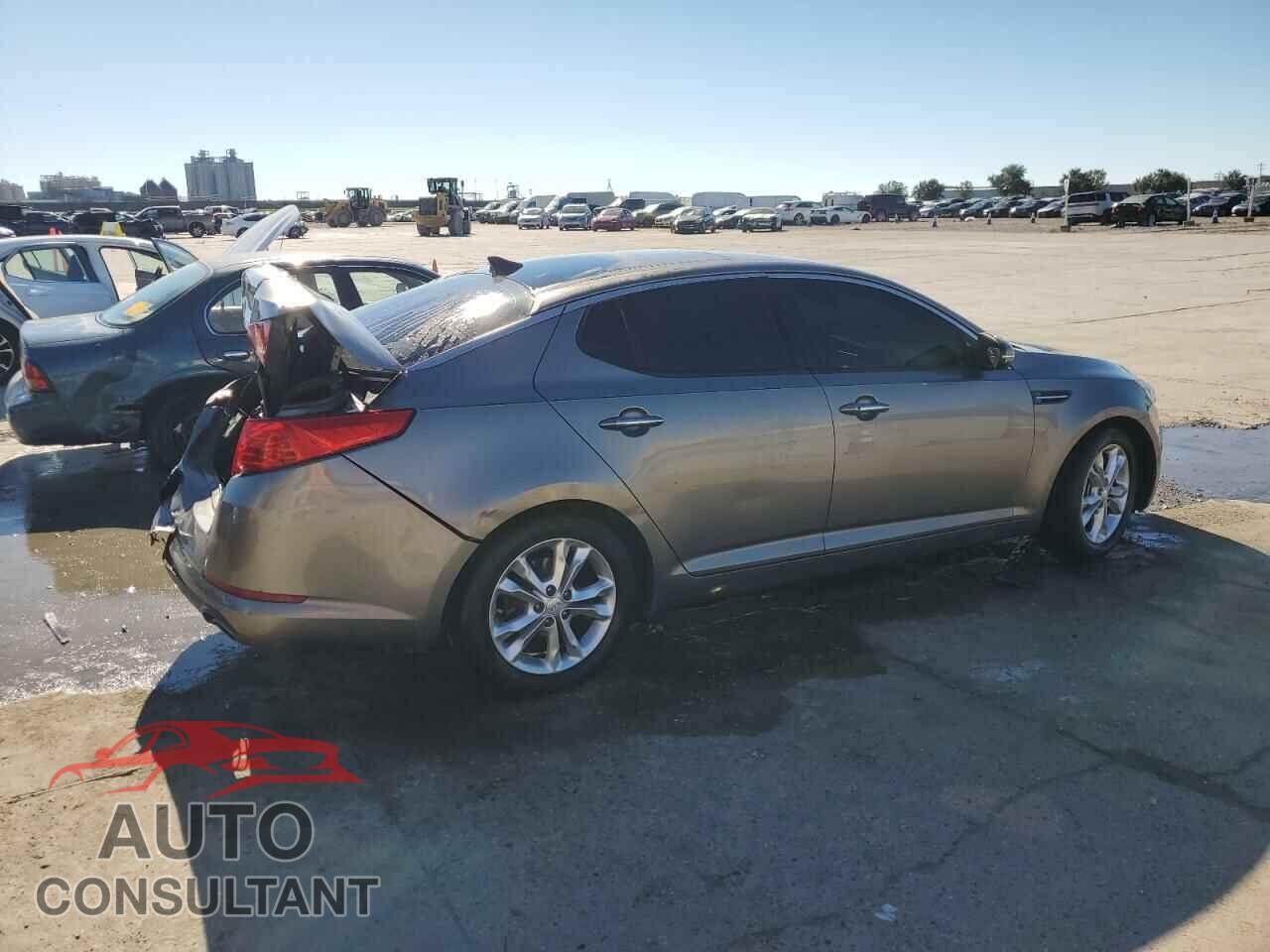 KIA OPTIMA 2013 - 5XXGN4A75DG248025