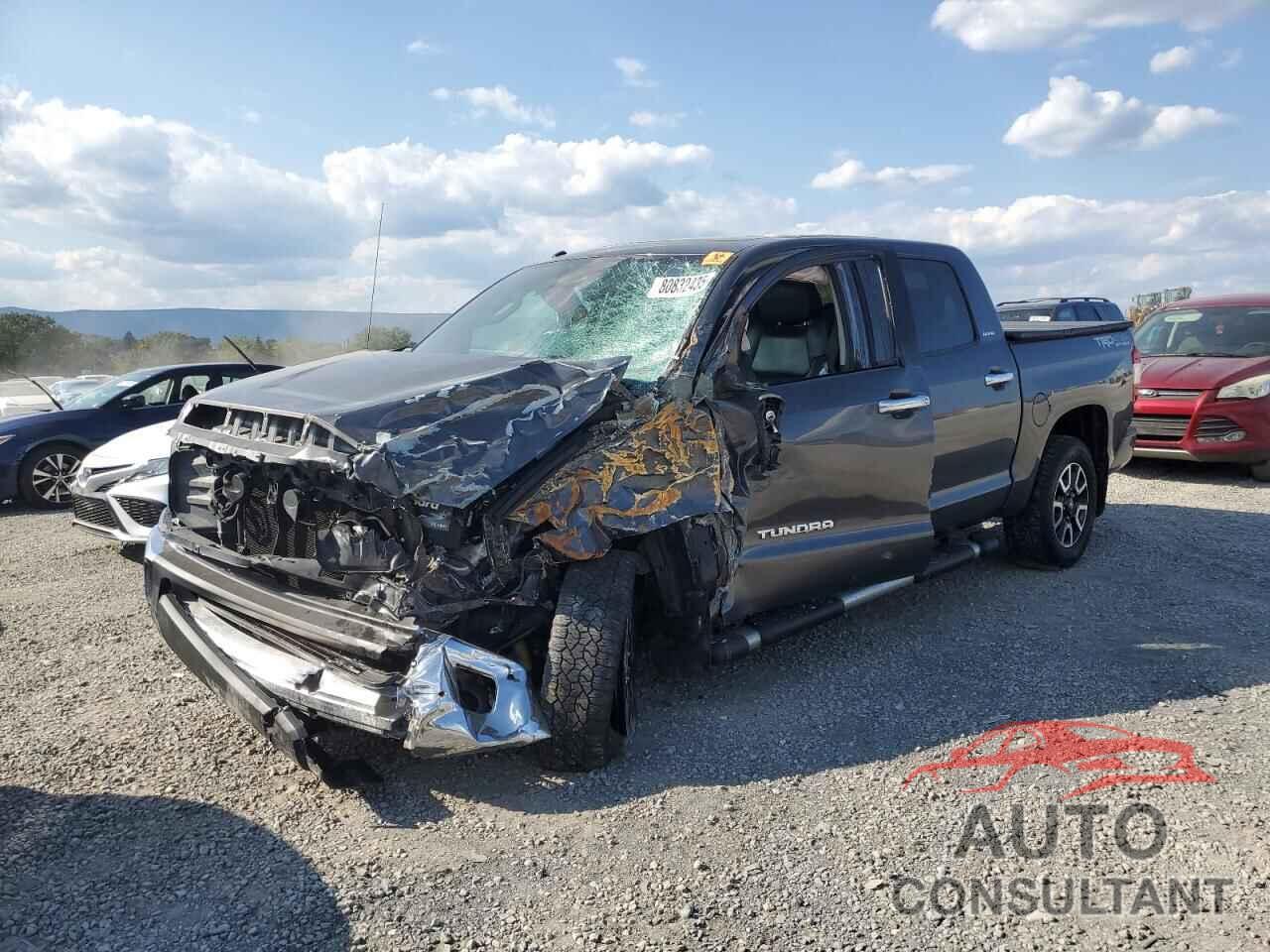 TOYOTA TUNDRA 2018 - 5TFHY5F11JX756437