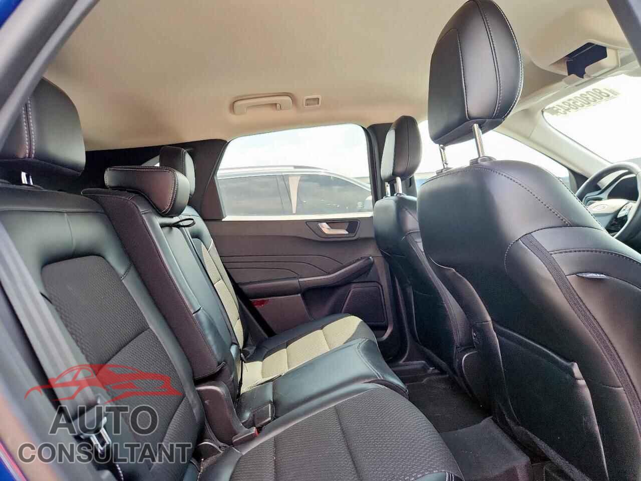 FORD ESCAPE 2023 - 1FMCU0E19PUB26200