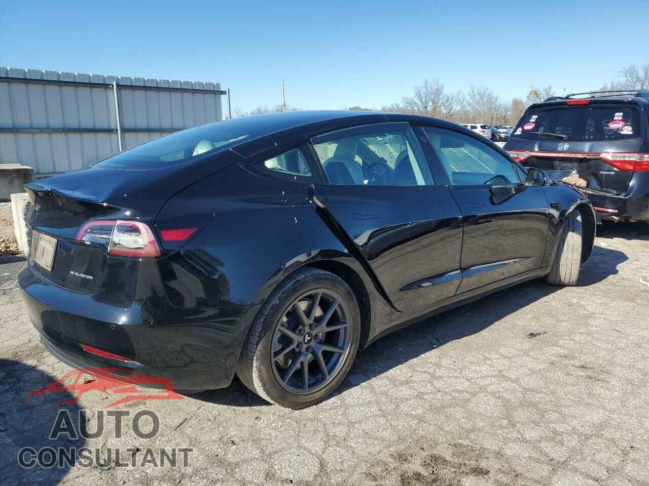 TESLA MODEL 3 2022 - 5YJ3E1EB8NF272965