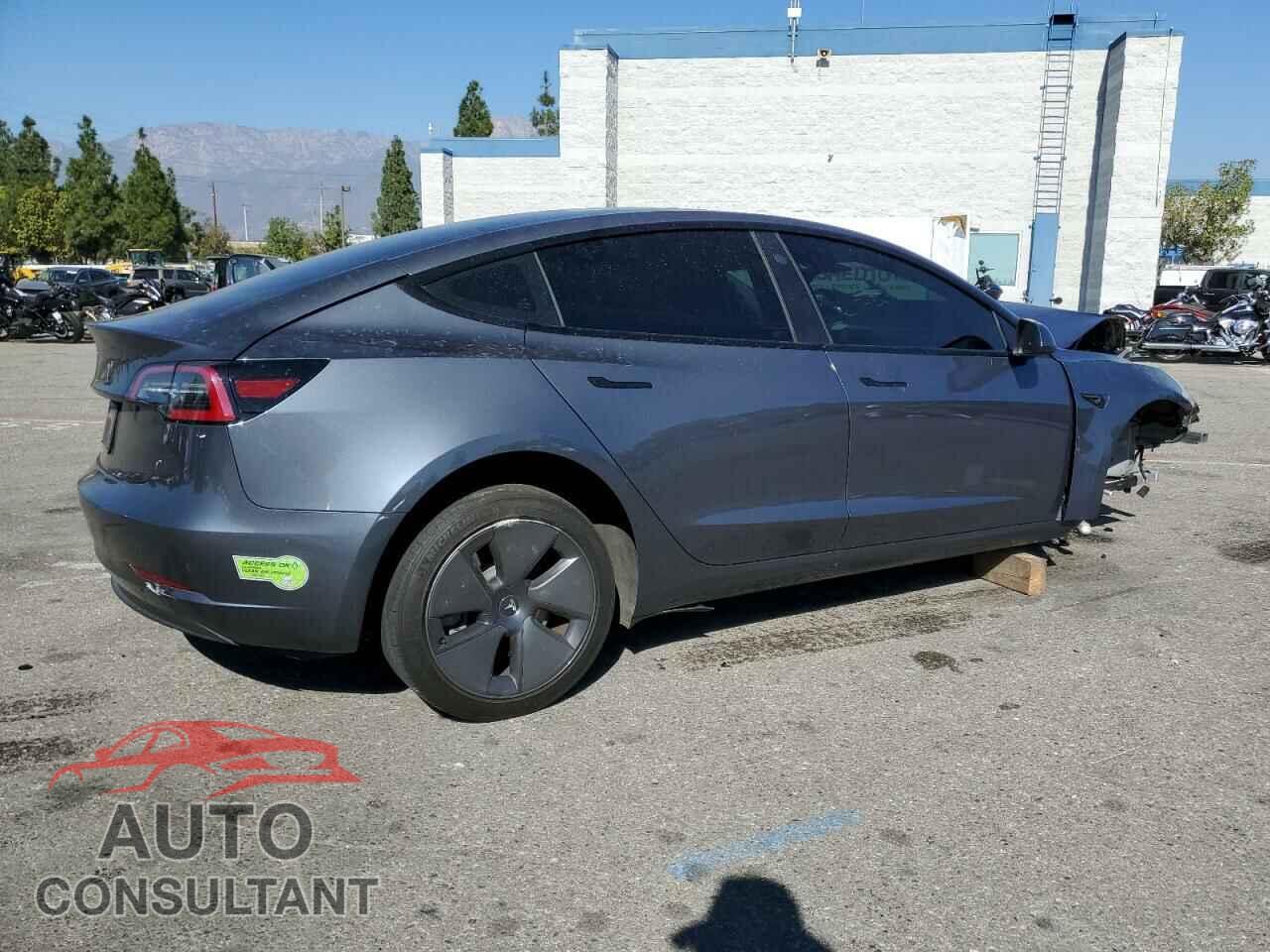 TESLA MODEL 3 2023 - 5YJ3E1EA3PF438075