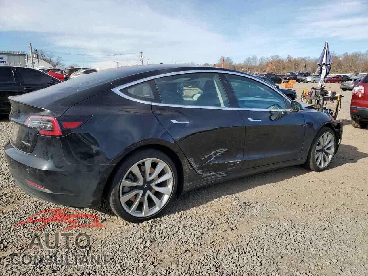 TESLA MODEL 3 2018 - 5YJ3E1EBXJF145211