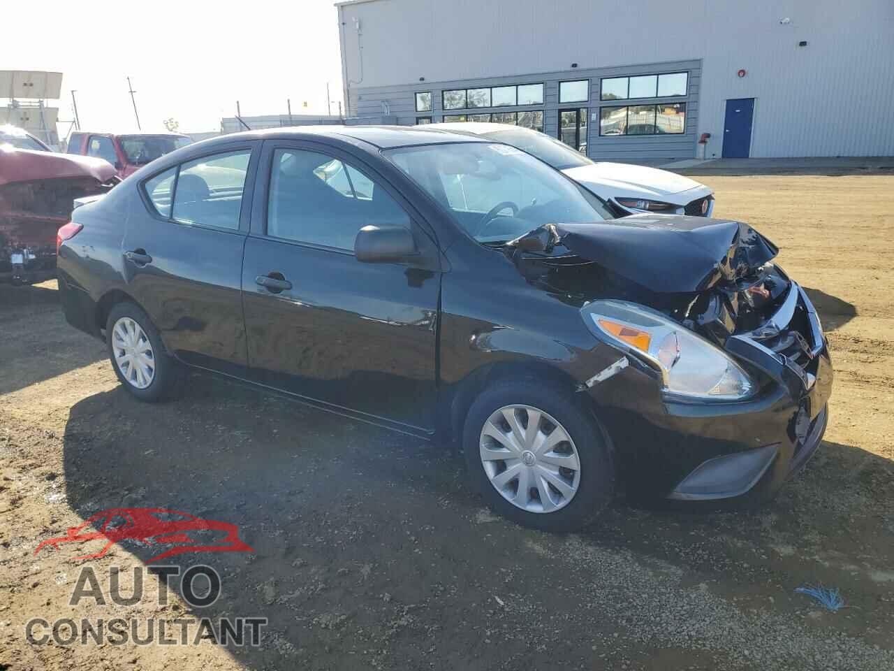 NISSAN VERSA 2015 - 3N1CN7AP3FL926233