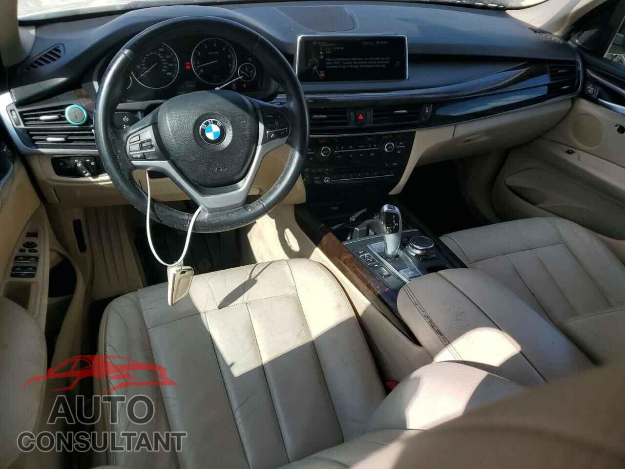 BMW X5 2015 - 5UXKR0C57F0K66550