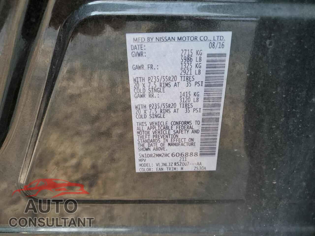 NISSAN PATHFINDER 2017 - 5N1DR2MM2HC606888