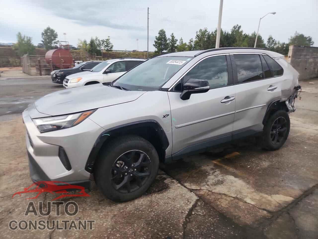 TOYOTA RAV4 2023 - 2T3W1RFV7PC214876