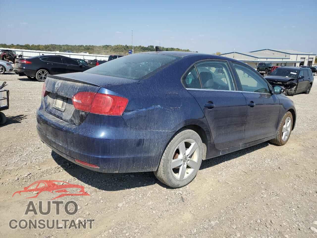 VOLKSWAGEN JETTA 2012 - 3VWLL7AJ2CM425836