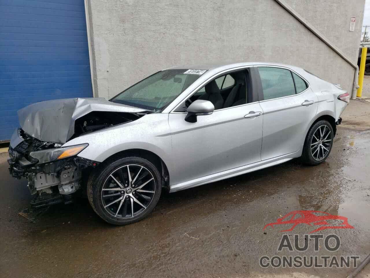 TOYOTA CAMRY 2022 - 4T1G11AK2NU662109