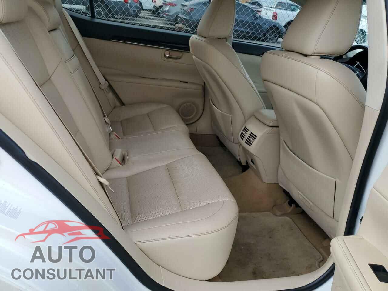 LEXUS ES350 2014 - JTHBK1GG0E2103277