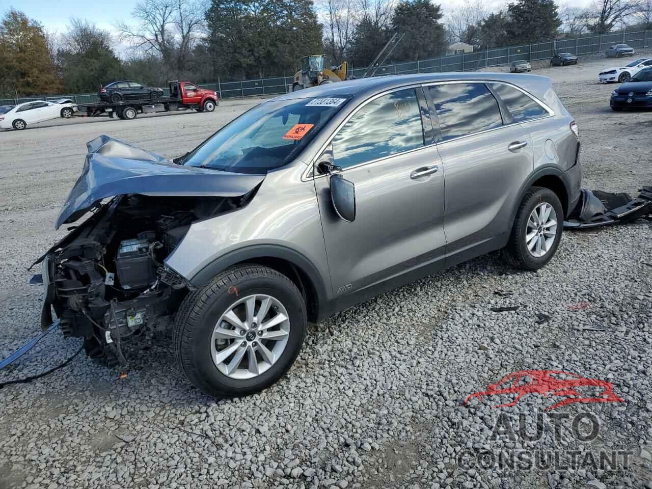 KIA SORENTO 2019 - 5XYPGDA54KG489012