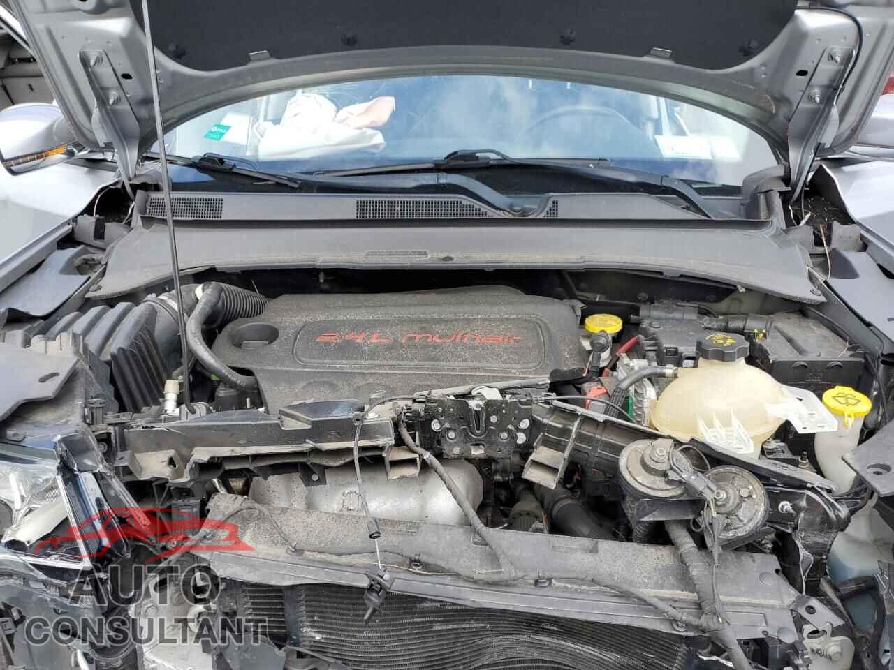 JEEP COMPASS 2018 - 3C4NJDCB2JT290947
