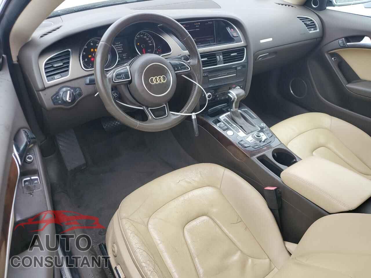 AUDI A5 2013 - WAULFAFR5DA036562