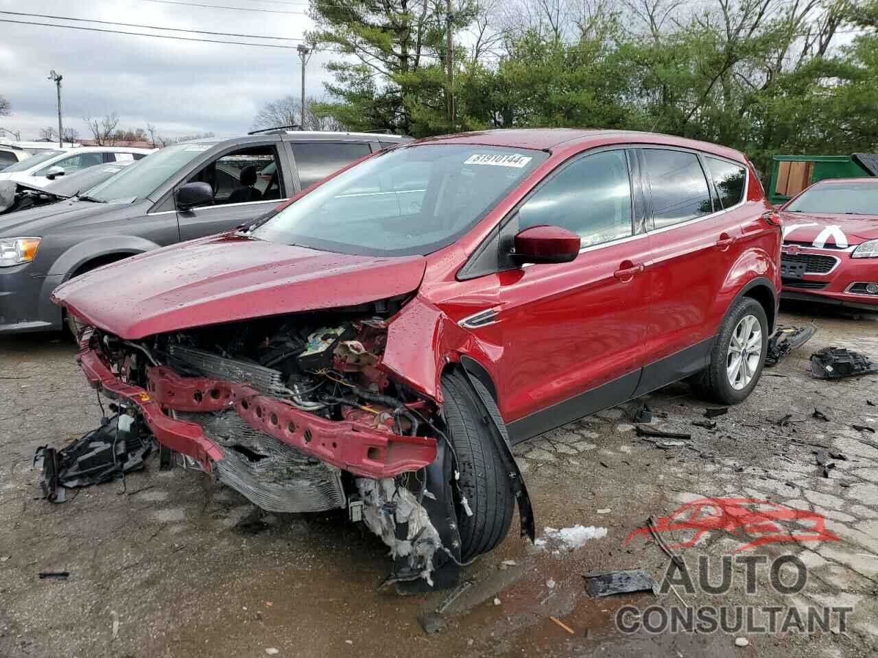 FORD ESCAPE 2017 - 1FMCU9GD8HUD82857