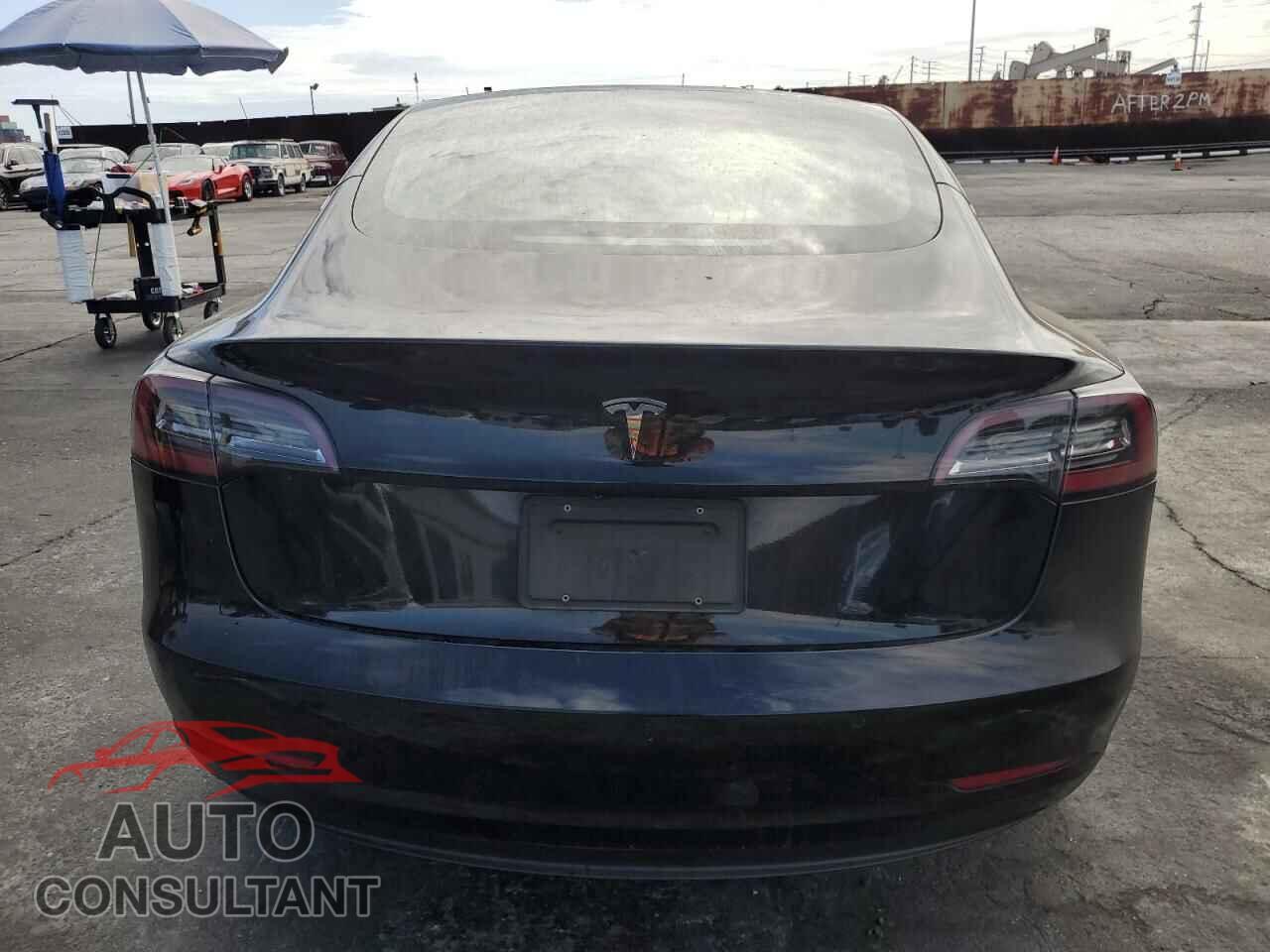 TESLA MODEL 3 2020 - 5YJ3E1EA0LF704565