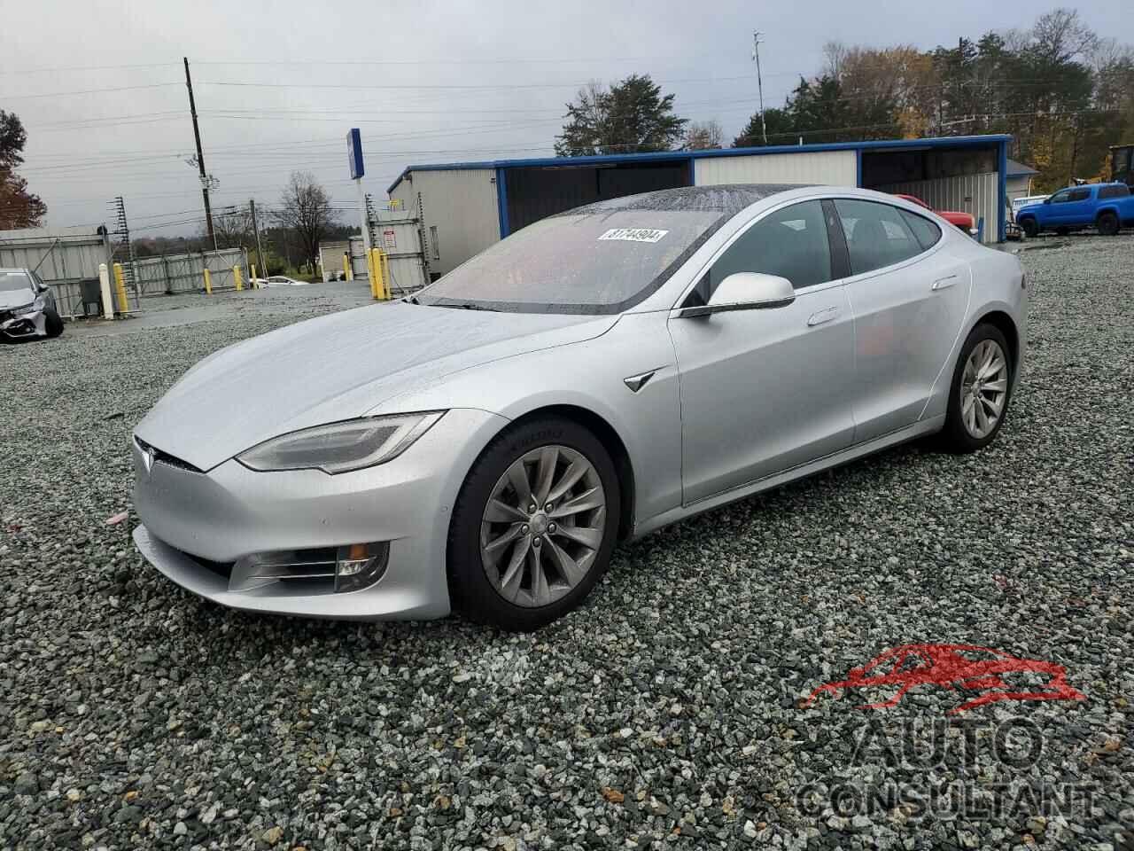 TESLA MODEL S 2018 - 5YJSA1E20JF267681