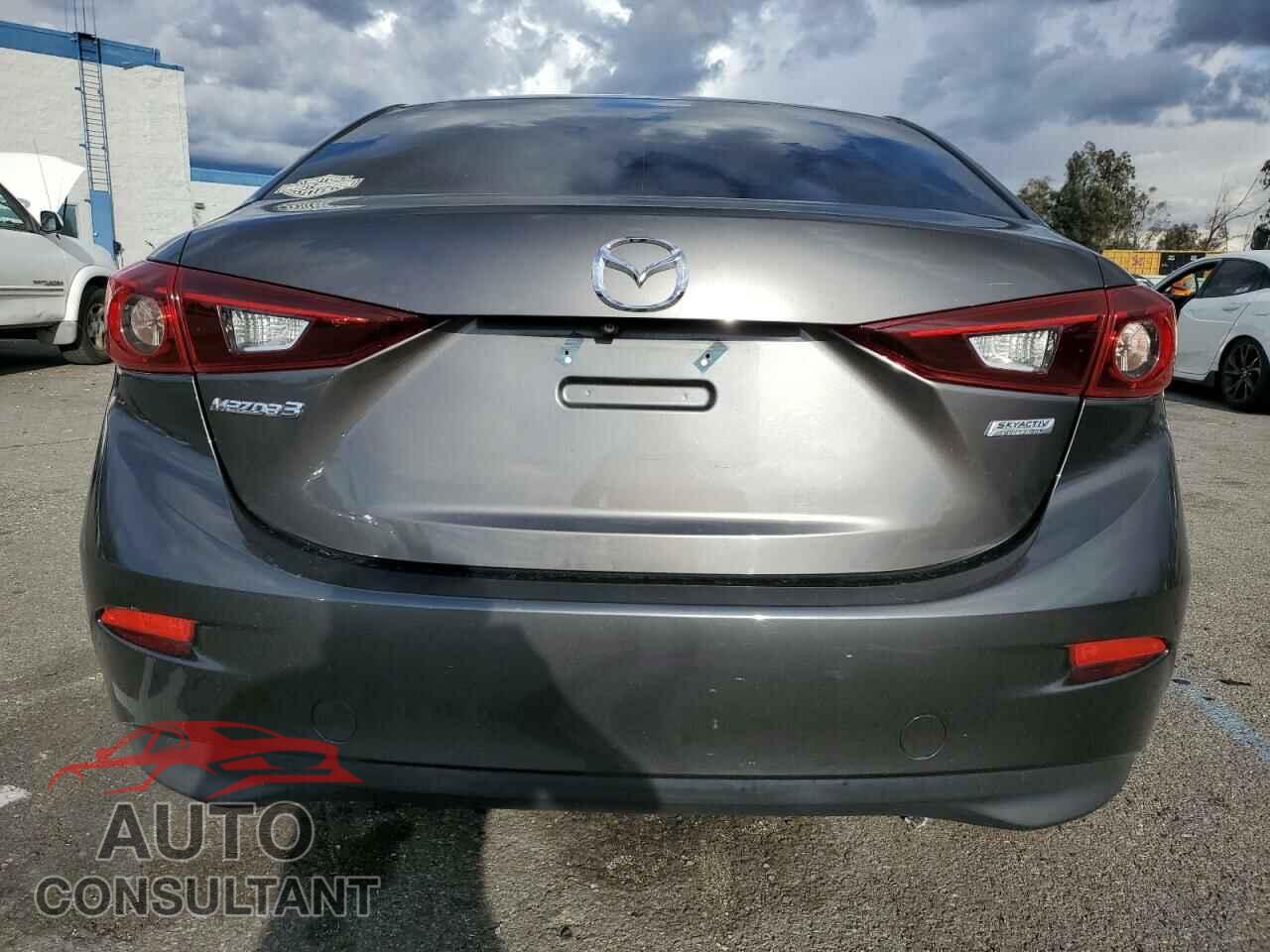 MAZDA 3 2017 - 3MZBN1U7XHM123561
