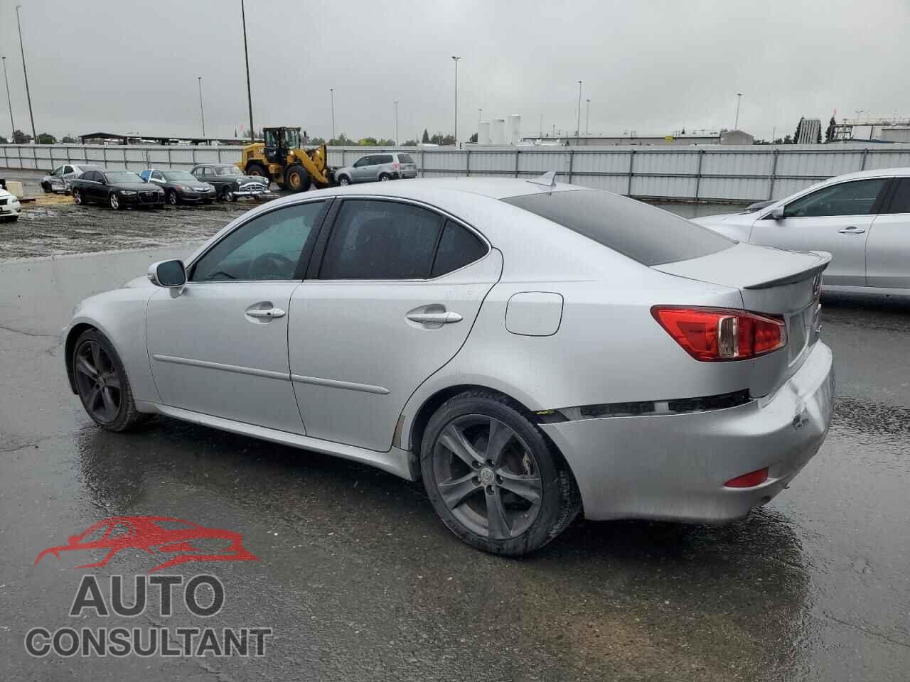 LEXUS IS 2011 - JTHBF5C24B5131941