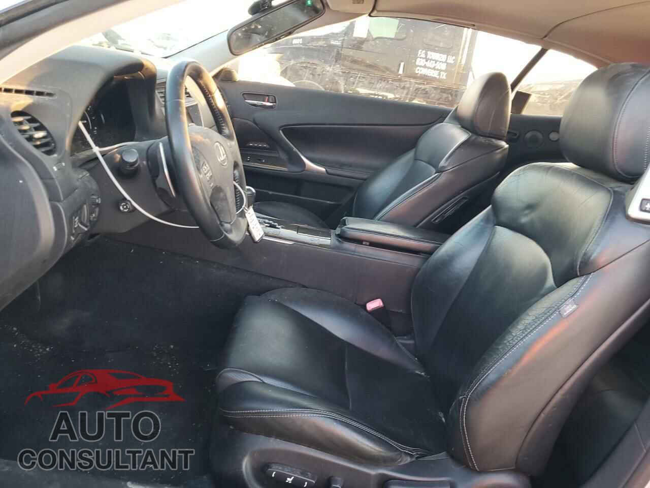 LEXUS IS 2010 - JTHFE2C27A2500701