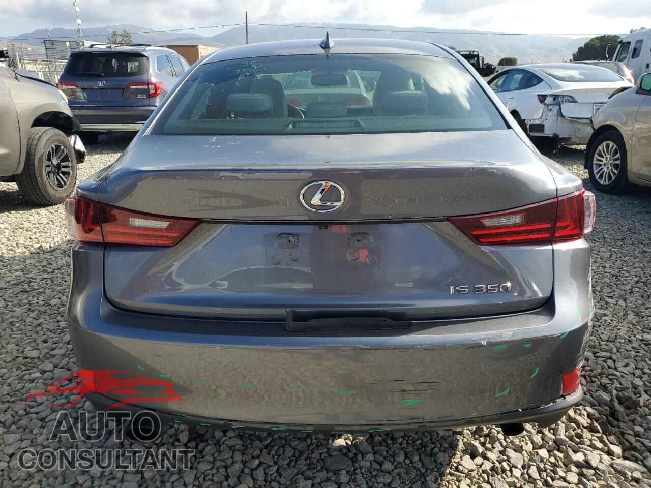 LEXUS IS 2014 - JTHBE1D23E5001860