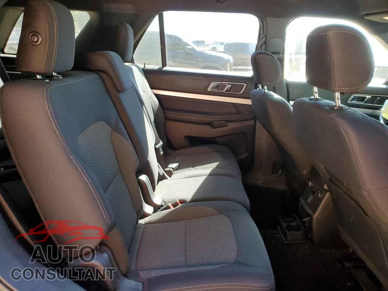 FORD EXPLORER 2017 - 1FM5K7D87HGB37542