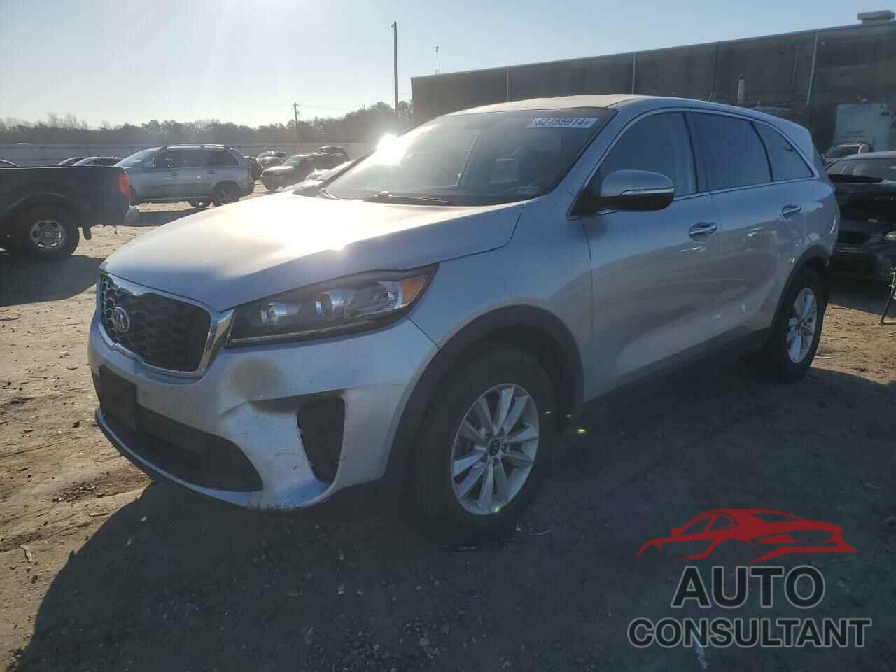 KIA SORENTO 2019 - 5XYPG4A55KG570391