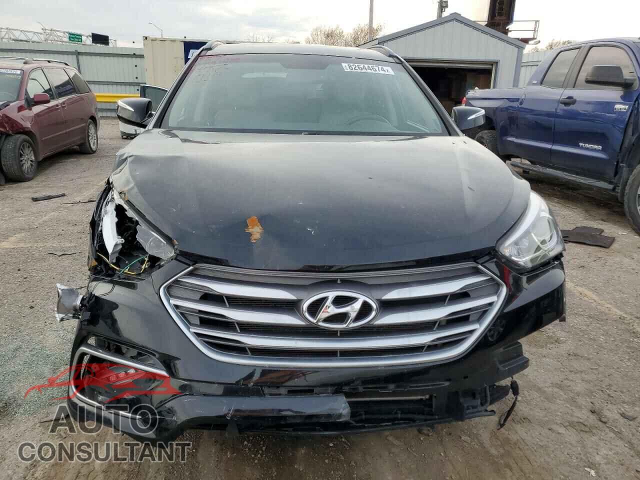 HYUNDAI SANTA FE 2018 - 5NMZU3LB2JH103674