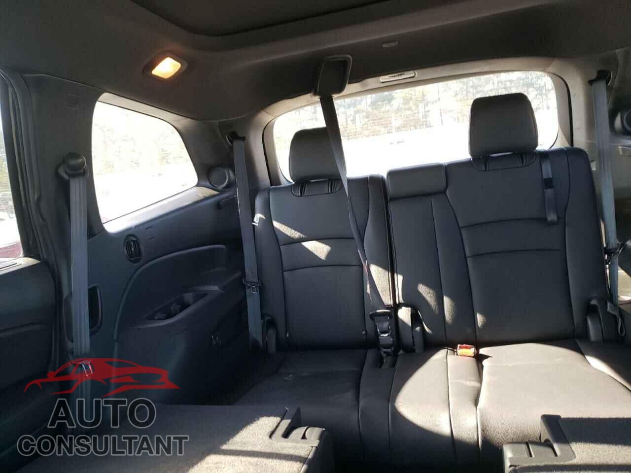 HONDA PILOT 2020 - 5FNYF6H73LB003003