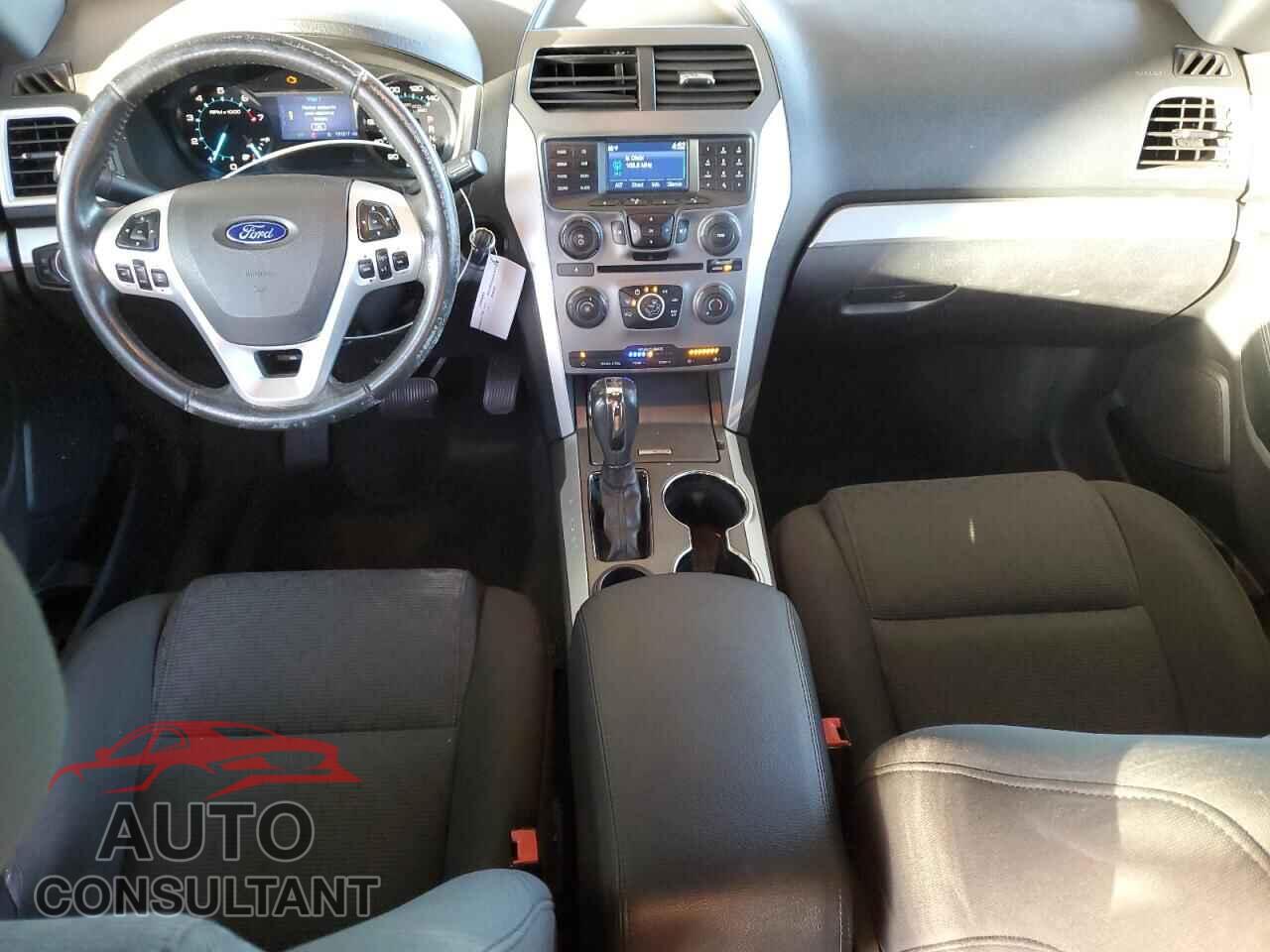FORD EXPLORER 2015 - 1FM5K7D87FGA14532