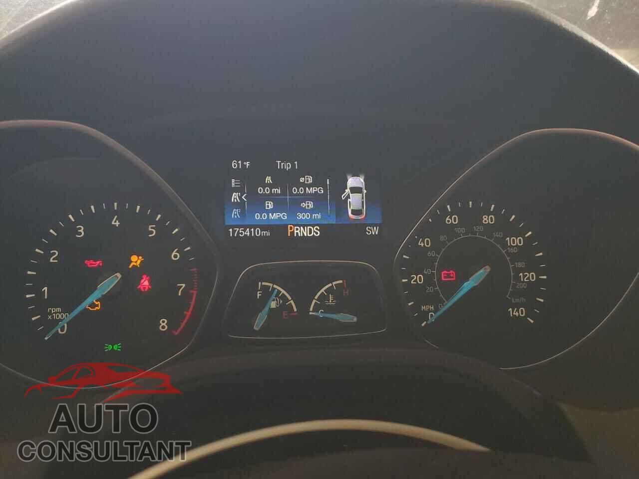 FORD FOCUS 2017 - 1FADP3H26HL221803