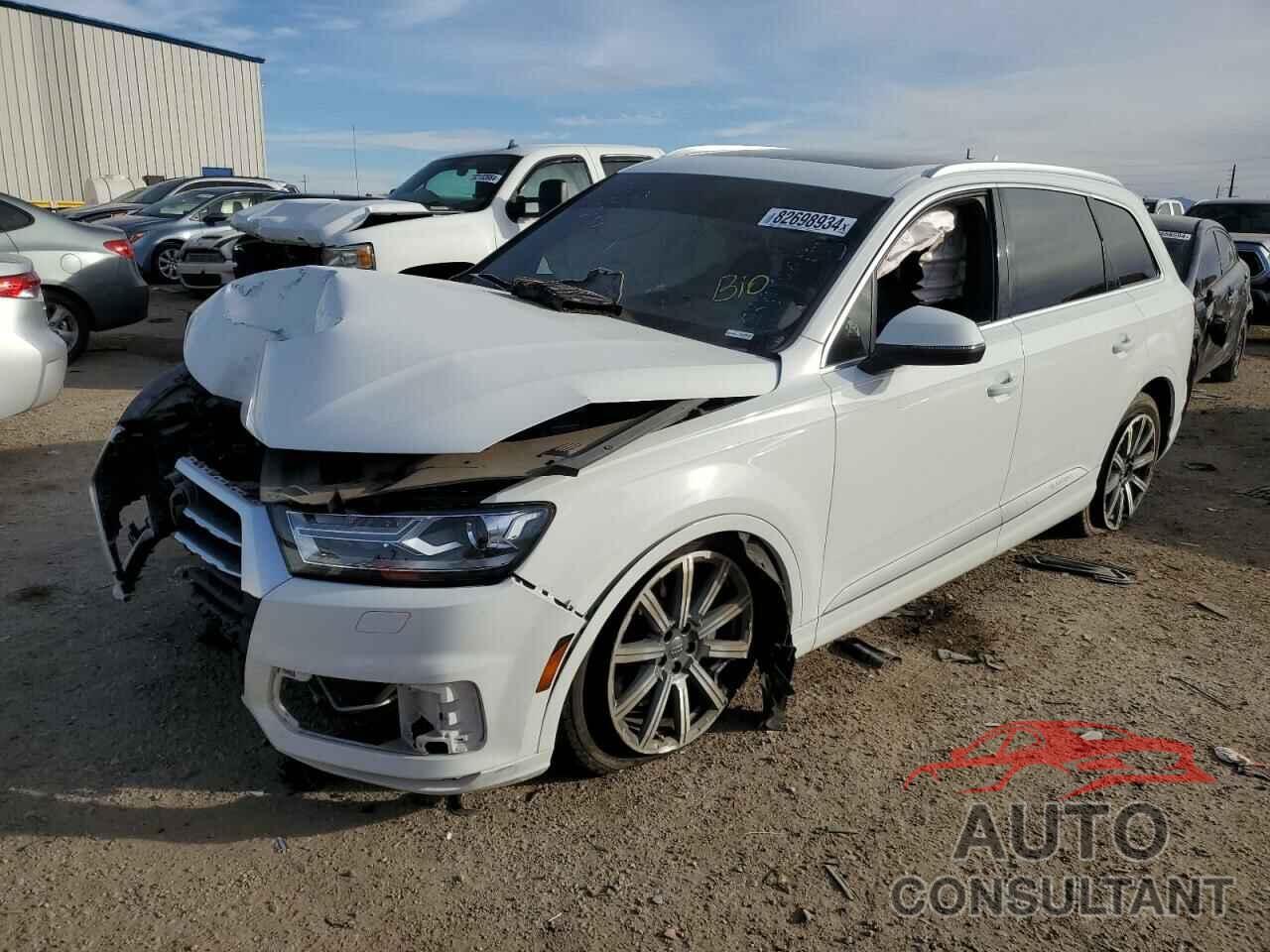 AUDI Q7 2018 - WA1LHAF70JD046125