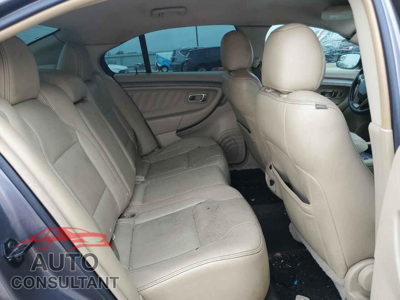 FORD TAURUS 2014 - 1FAHP2E82EG159695