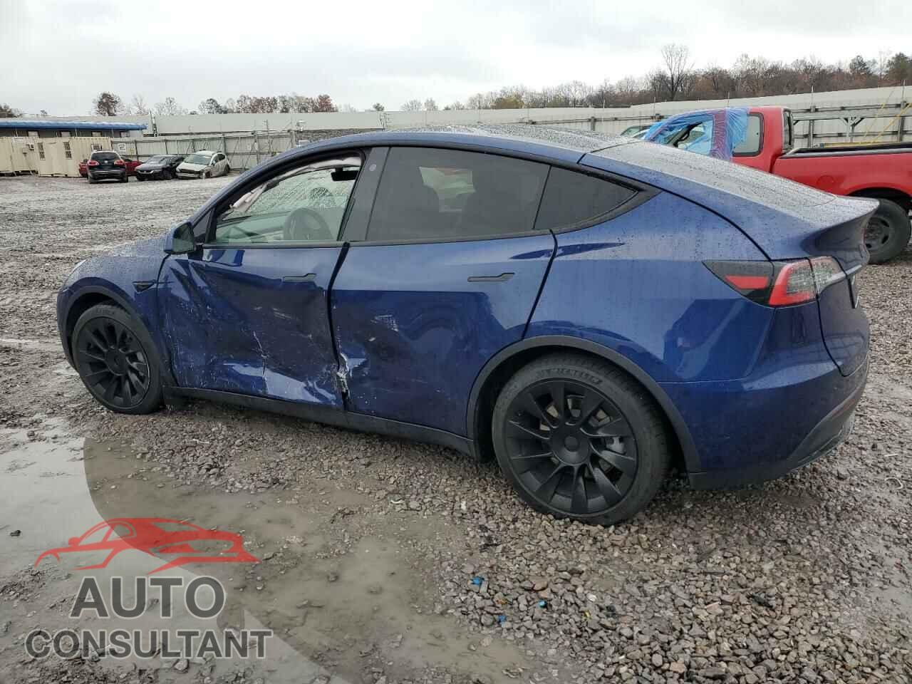 TESLA MODEL Y 2021 - 5YJYGAEE4MF125857