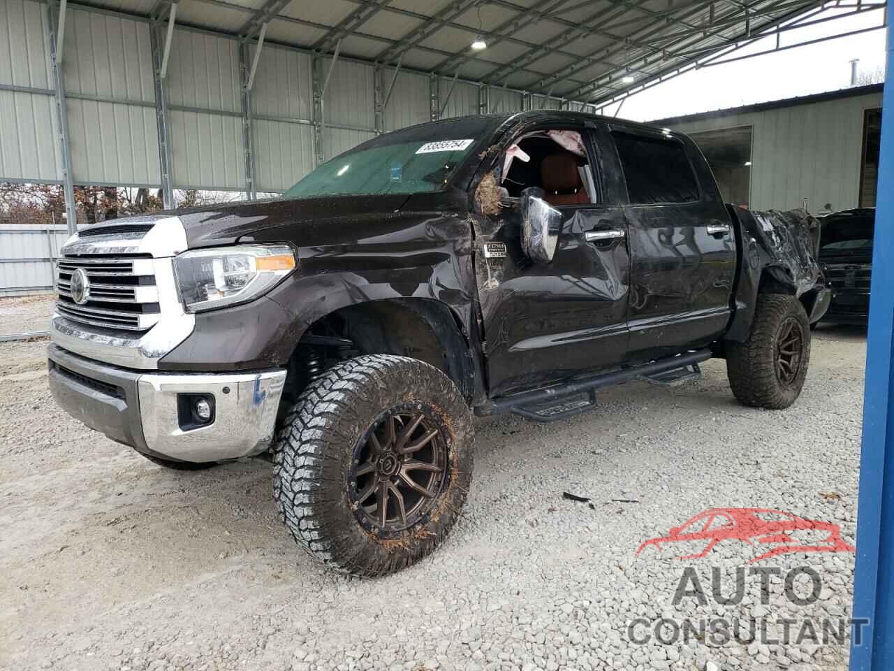 TOYOTA TUNDRA 2018 - 5TFAW5F15JX742032