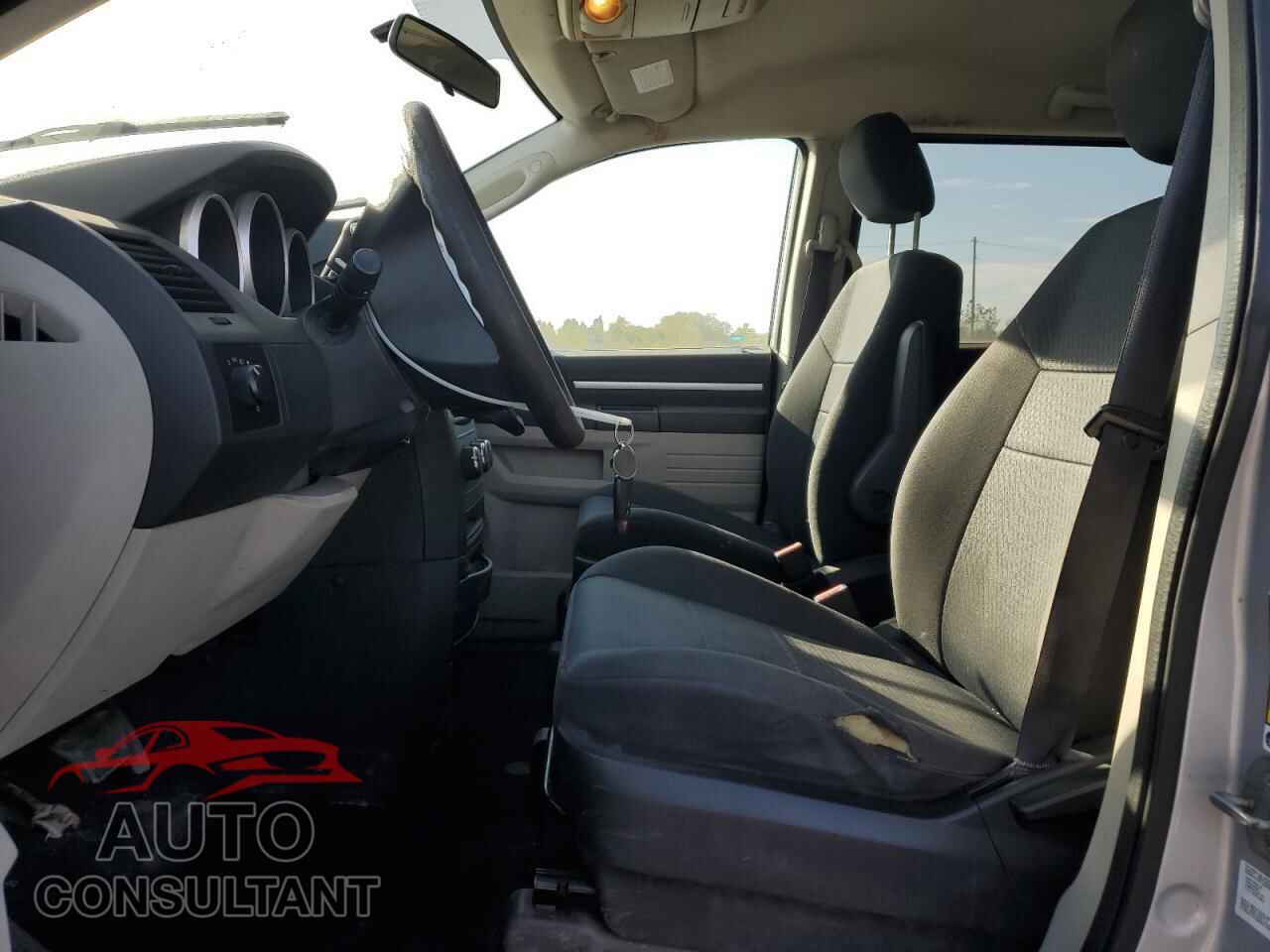 DODGE CARAVAN 2010 - 2D4RN4DE3AR224136