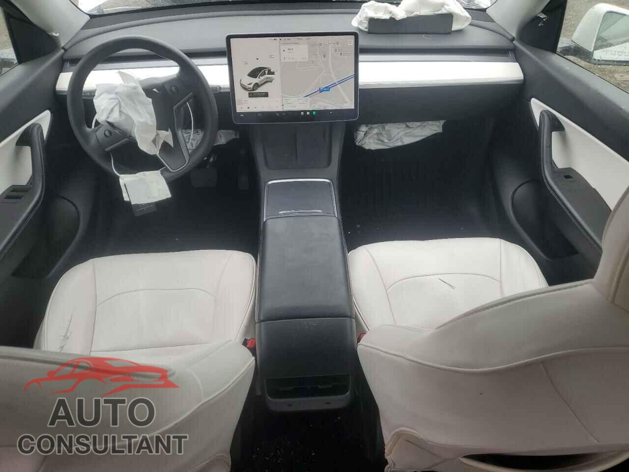 TESLA MODEL Y 2021 - 5YJYGDEE2MF306599