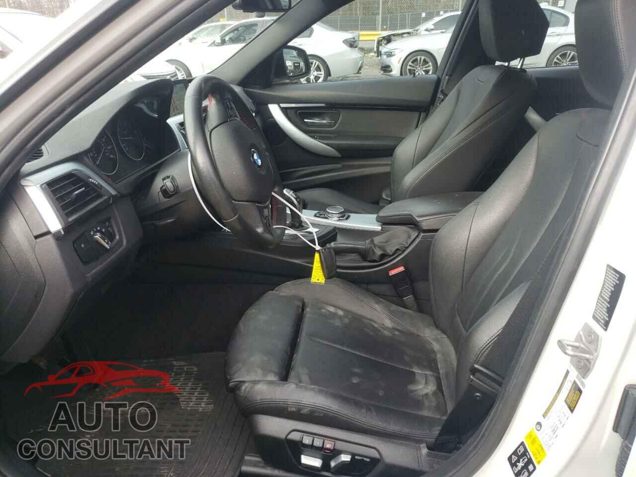 BMW 3 SERIES 2016 - WBA8E3G50GNU03610