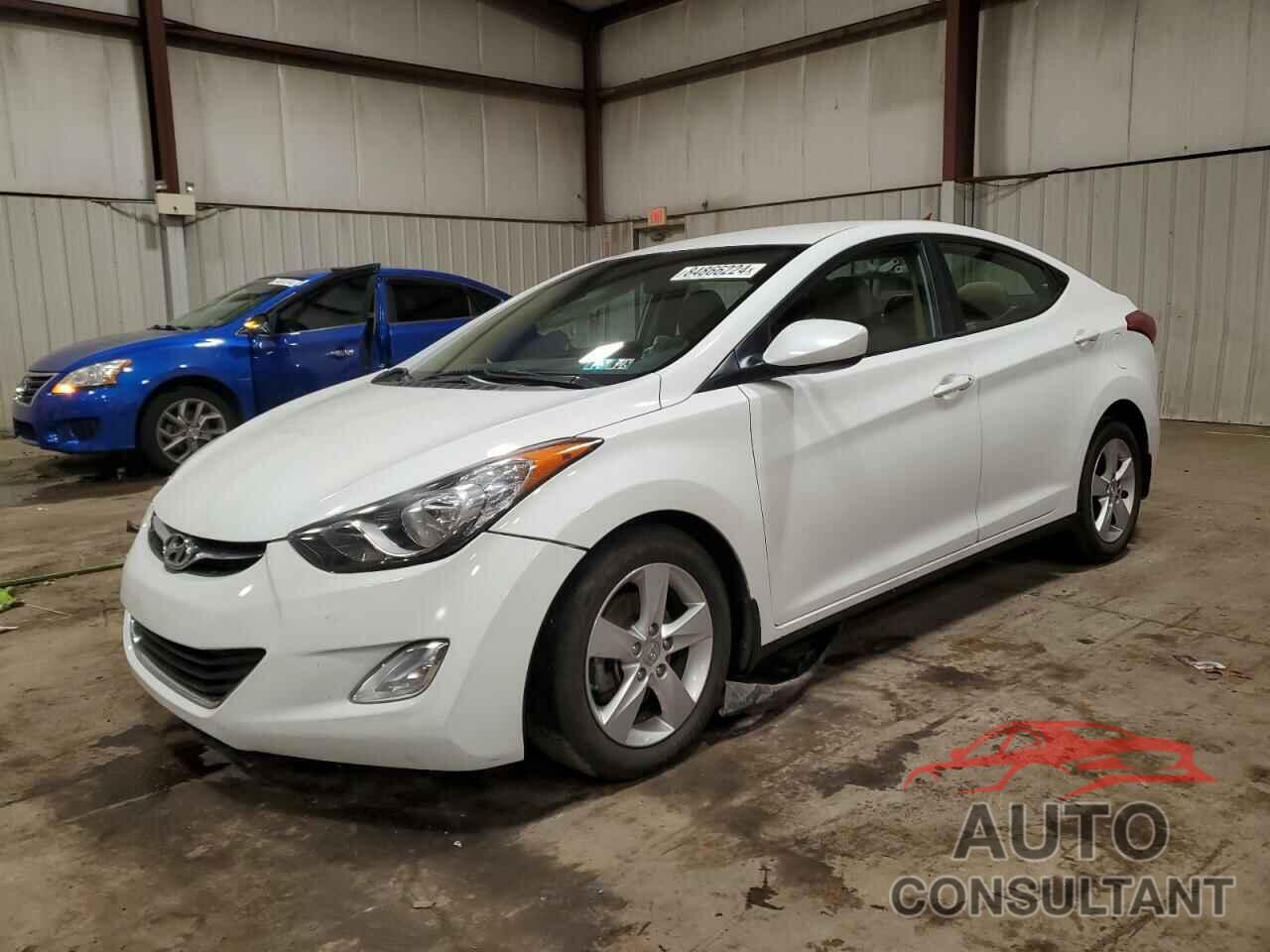 HYUNDAI ELANTRA 2013 - 5NPDH4AE5DH276663