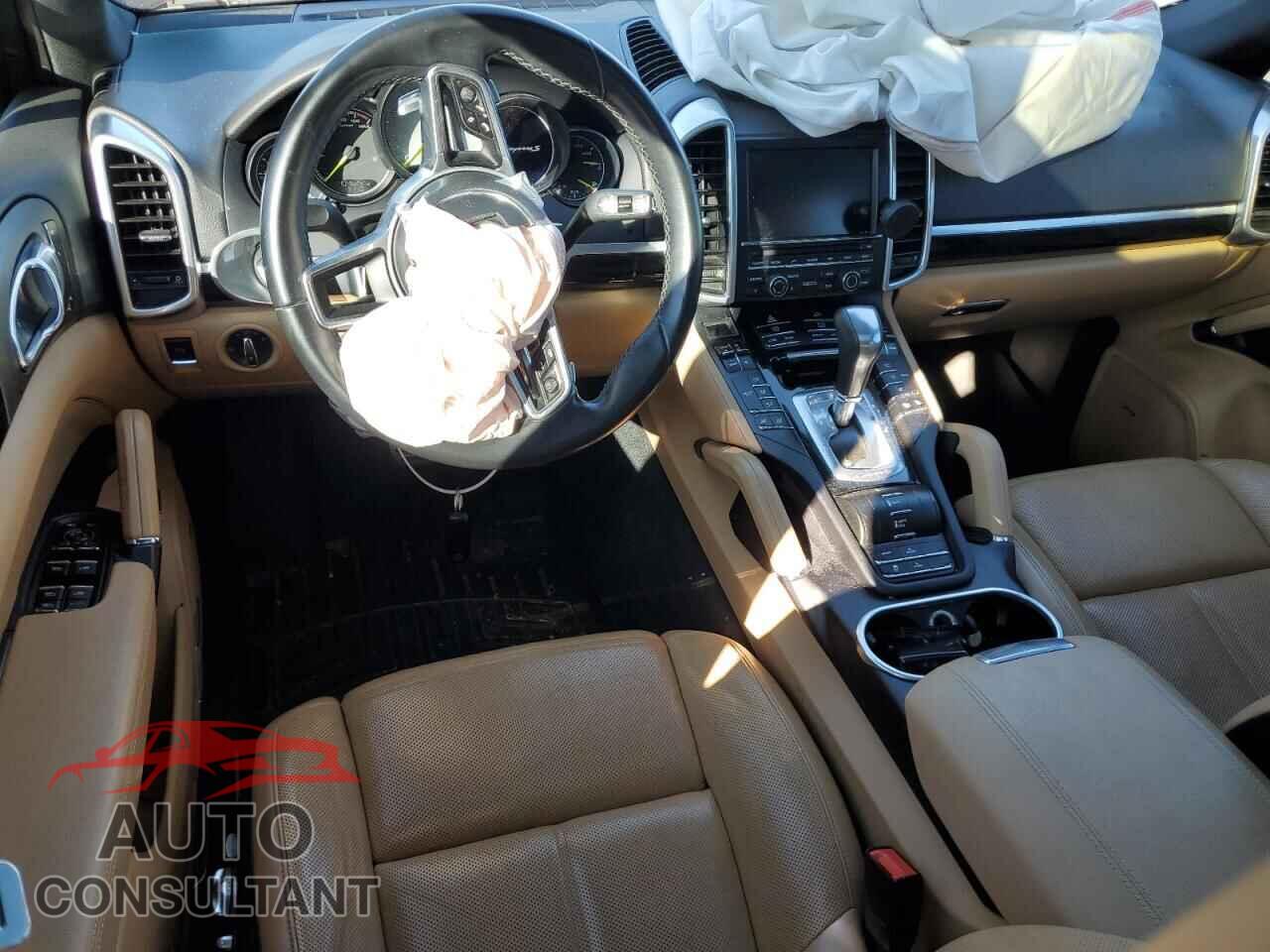 PORSCHE CAYENNE 2016 - WP1AE2A21GLA17463