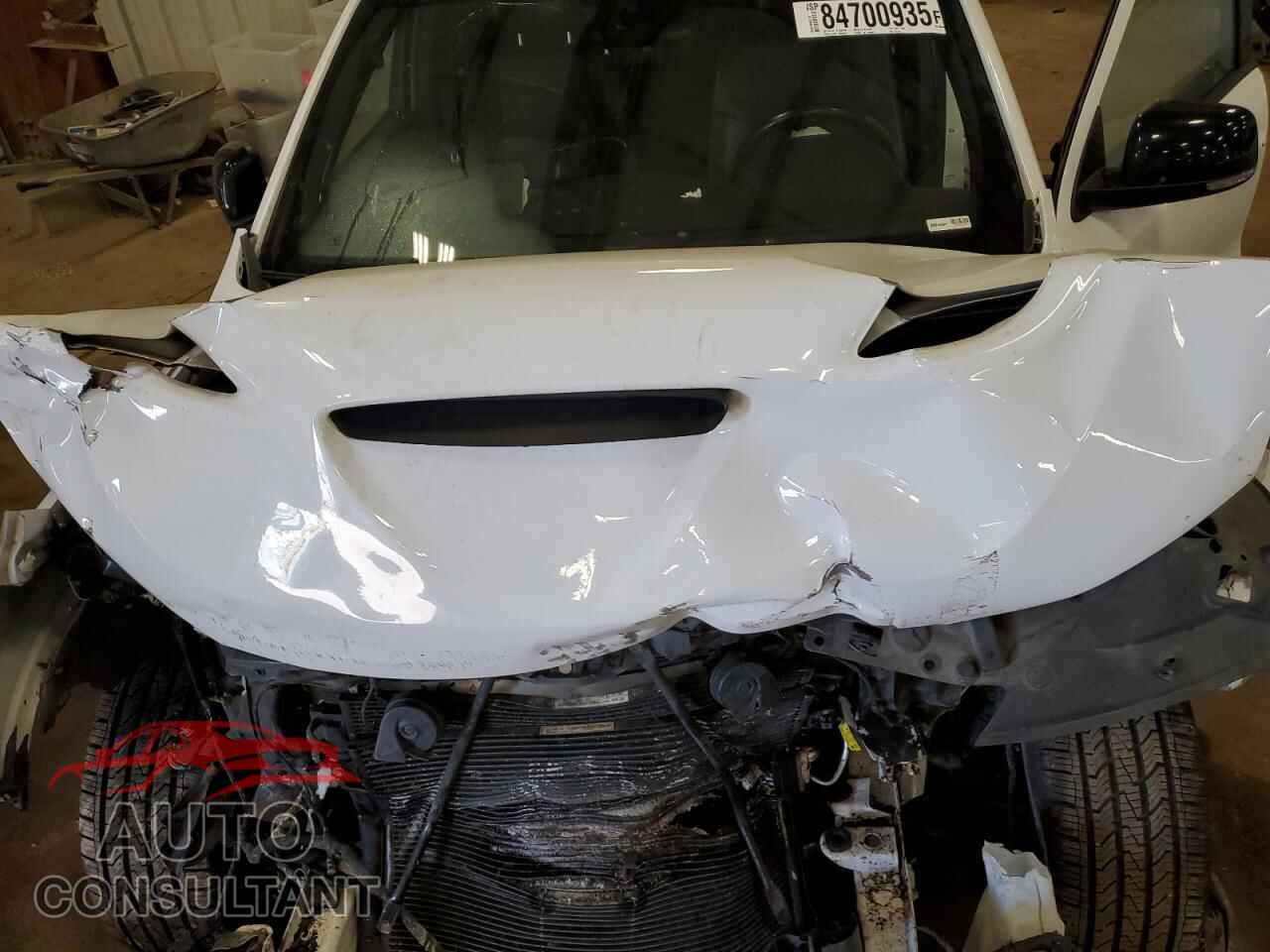 DODGE DURANGO 2018 - 1C4SDJCT3JC210181