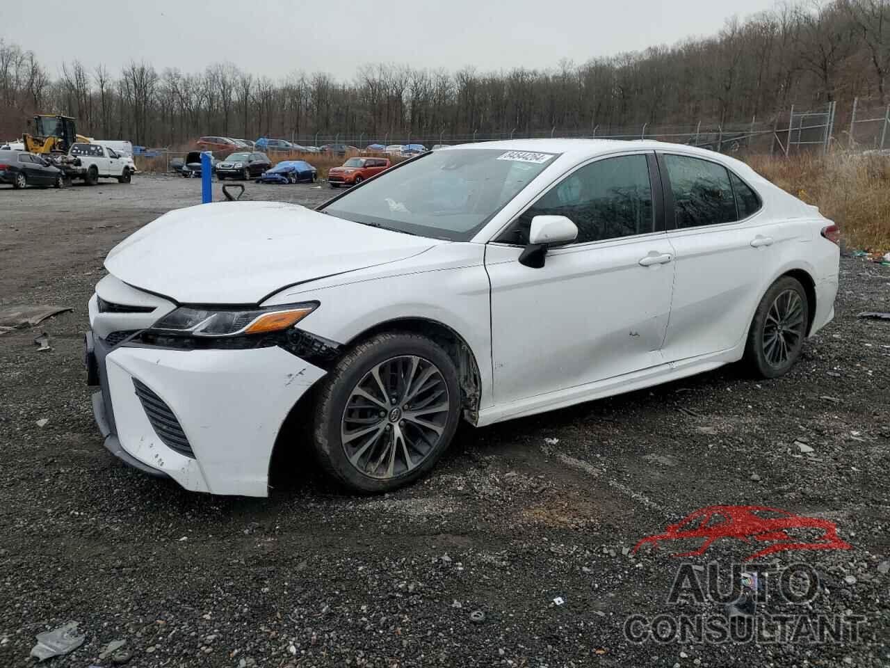 TOYOTA CAMRY 2018 - 4T1B11HK5JU625159