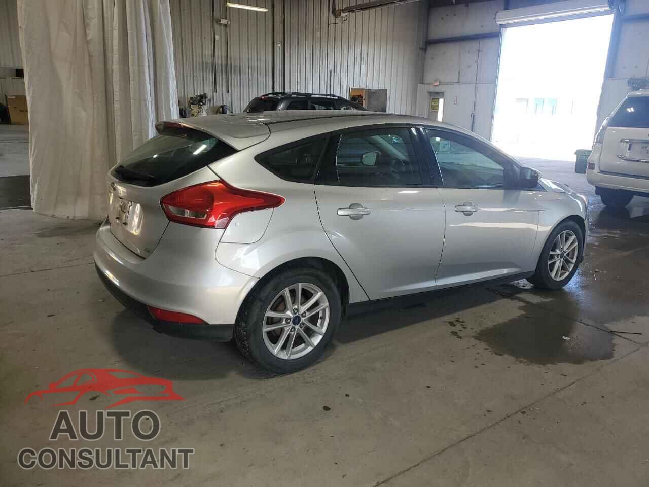 FORD FOCUS 2016 - 1FADP3K2XGL352059