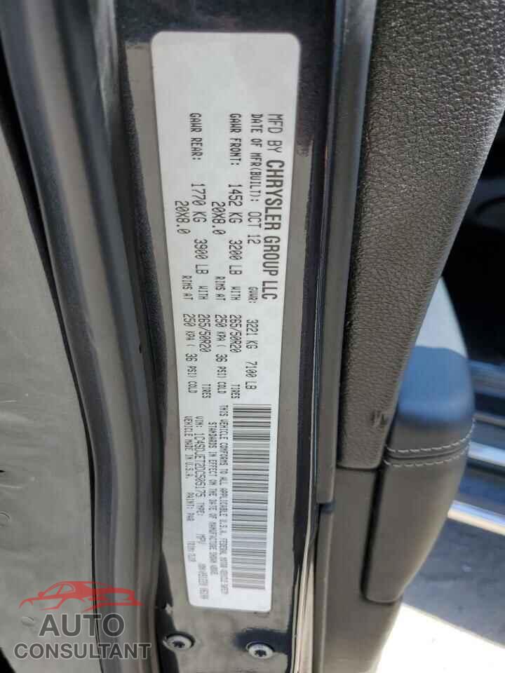 DODGE DURANGO 2013 - 1C4SDJET2DC505175