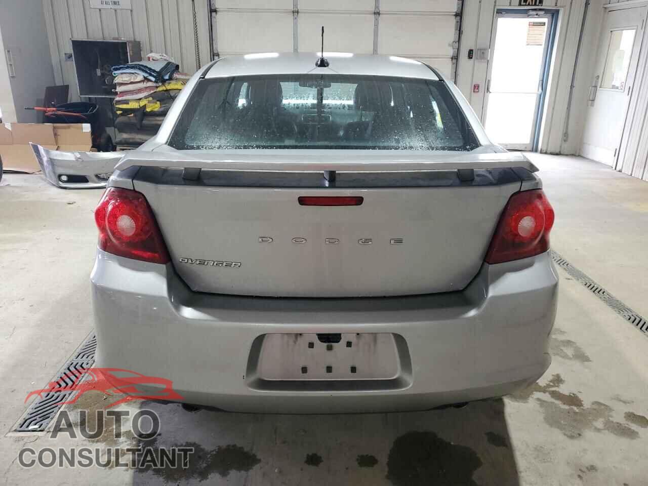 DODGE AVENGER 2013 - 1C3CDZCG6DN725646