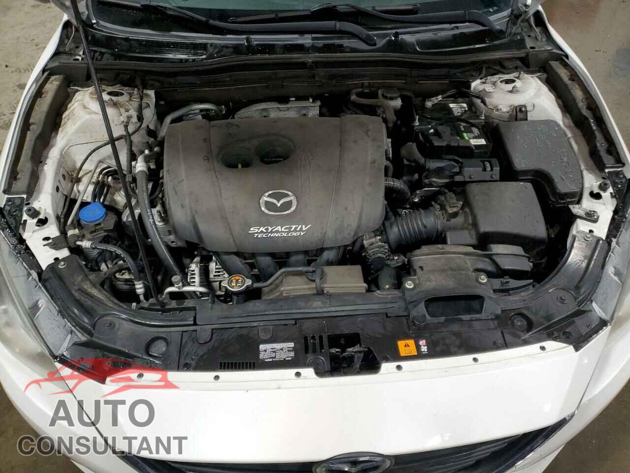 MAZDA 3 2016 - JM1BM1U74G1305595